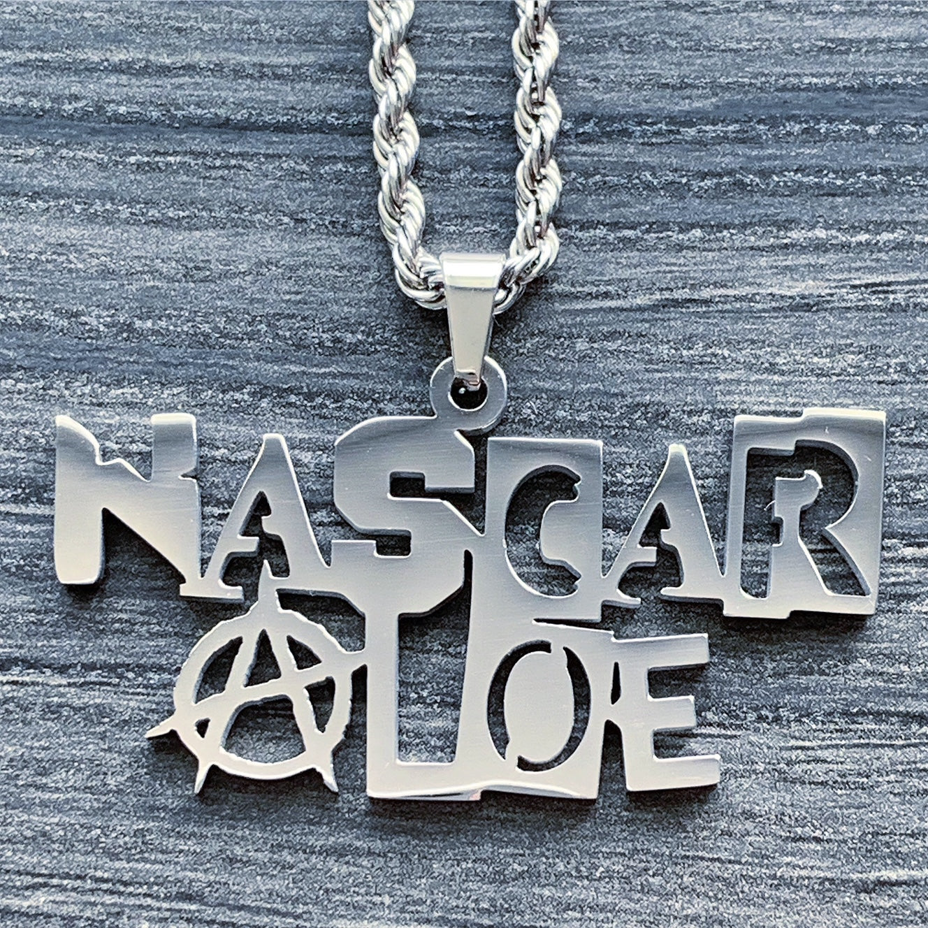 'NASCAR ALOE' Necklace