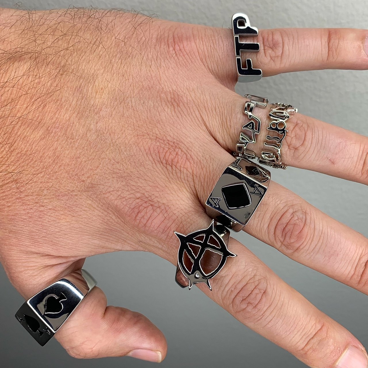 'FTP' Ring