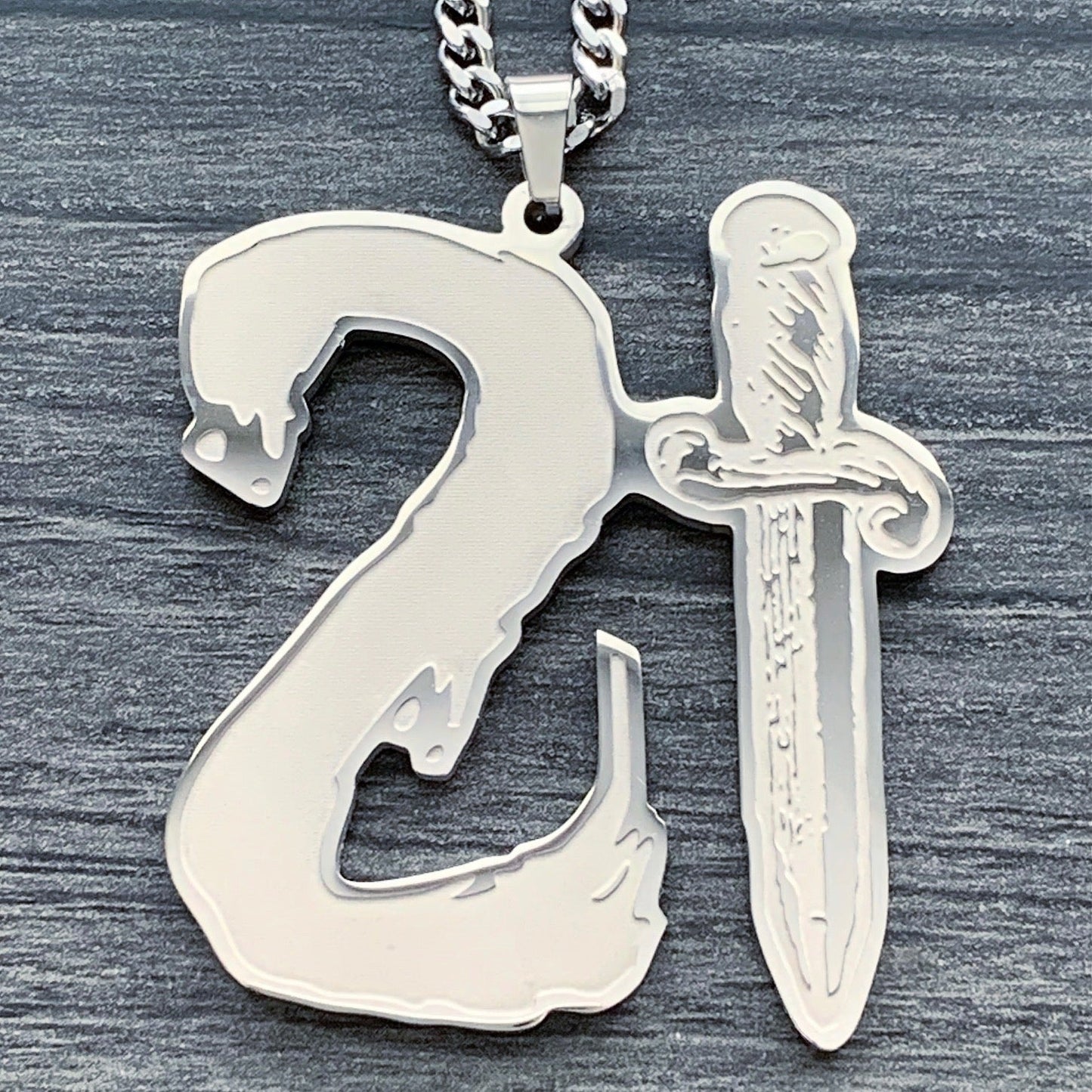 '21' Necklace