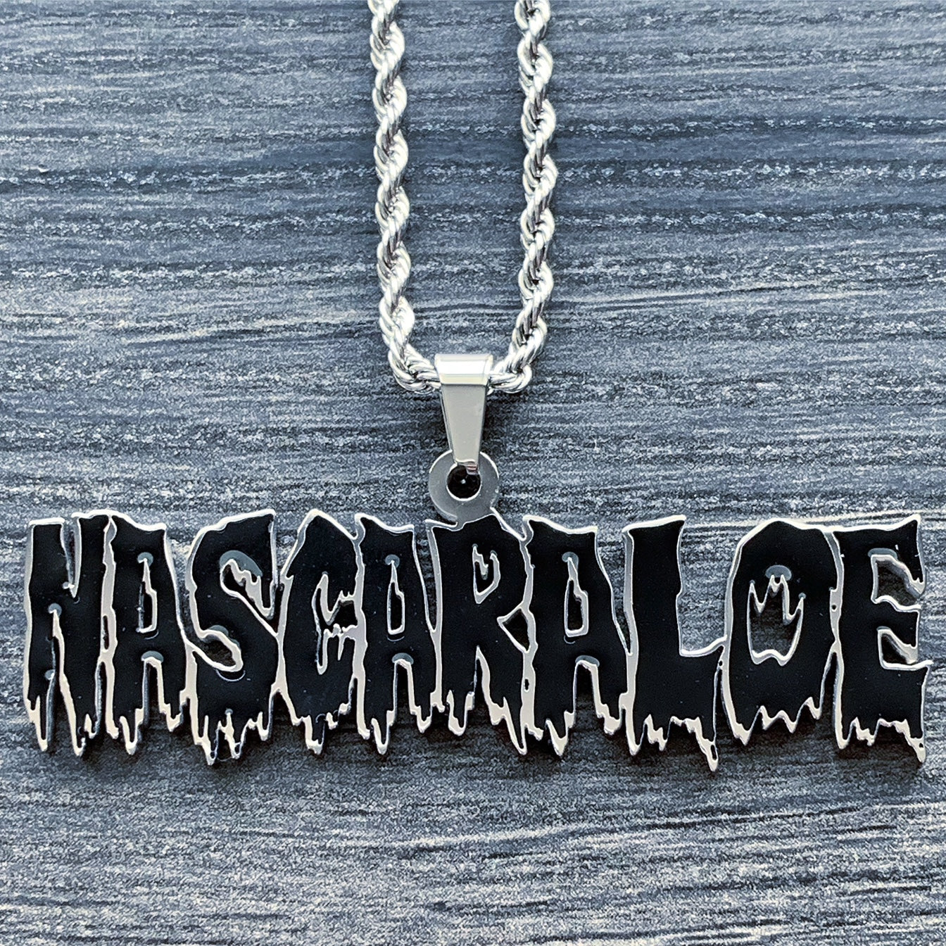 Black 'Nascar Aloe' Necklace