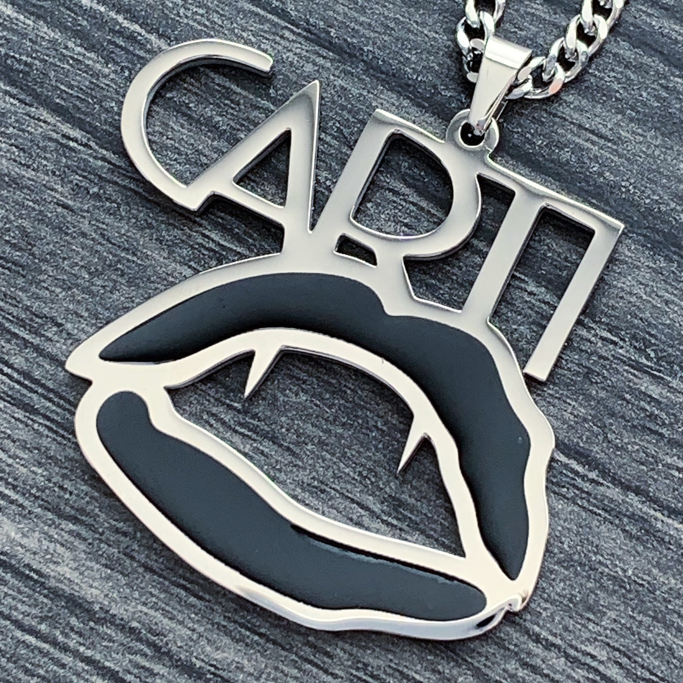 Black 'King Vamp' Necklace