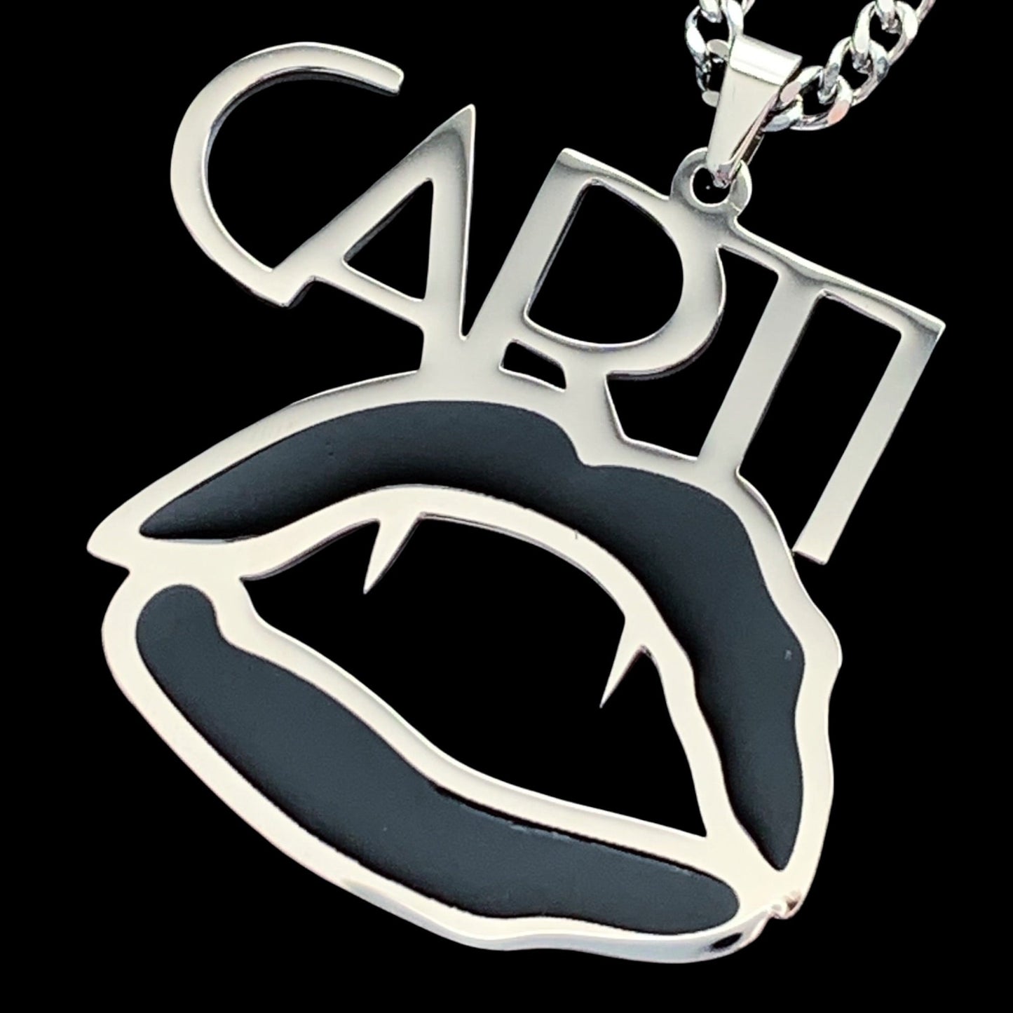 Black 'King Vamp' Necklace