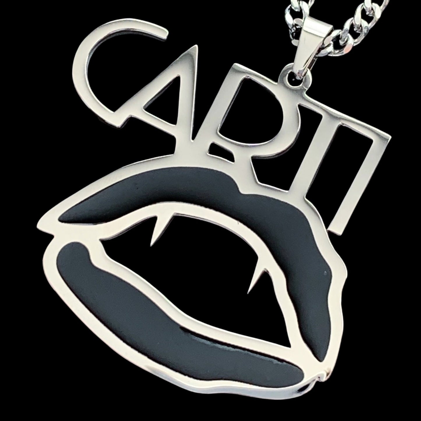 Black 'King Vamp' Necklace